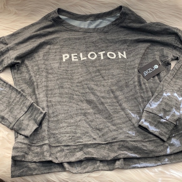 Peloton Sweaters - Onzie X Peloton NWT Pull over